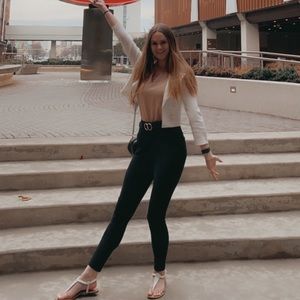 Meet your Posher, Allison